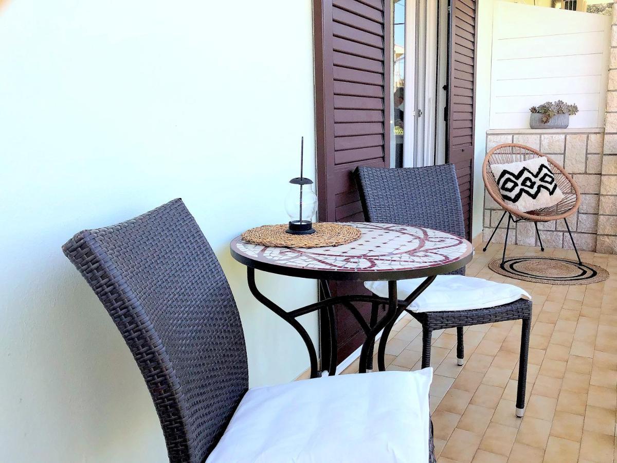 Apartments Muntidor Palit Exterior photo
